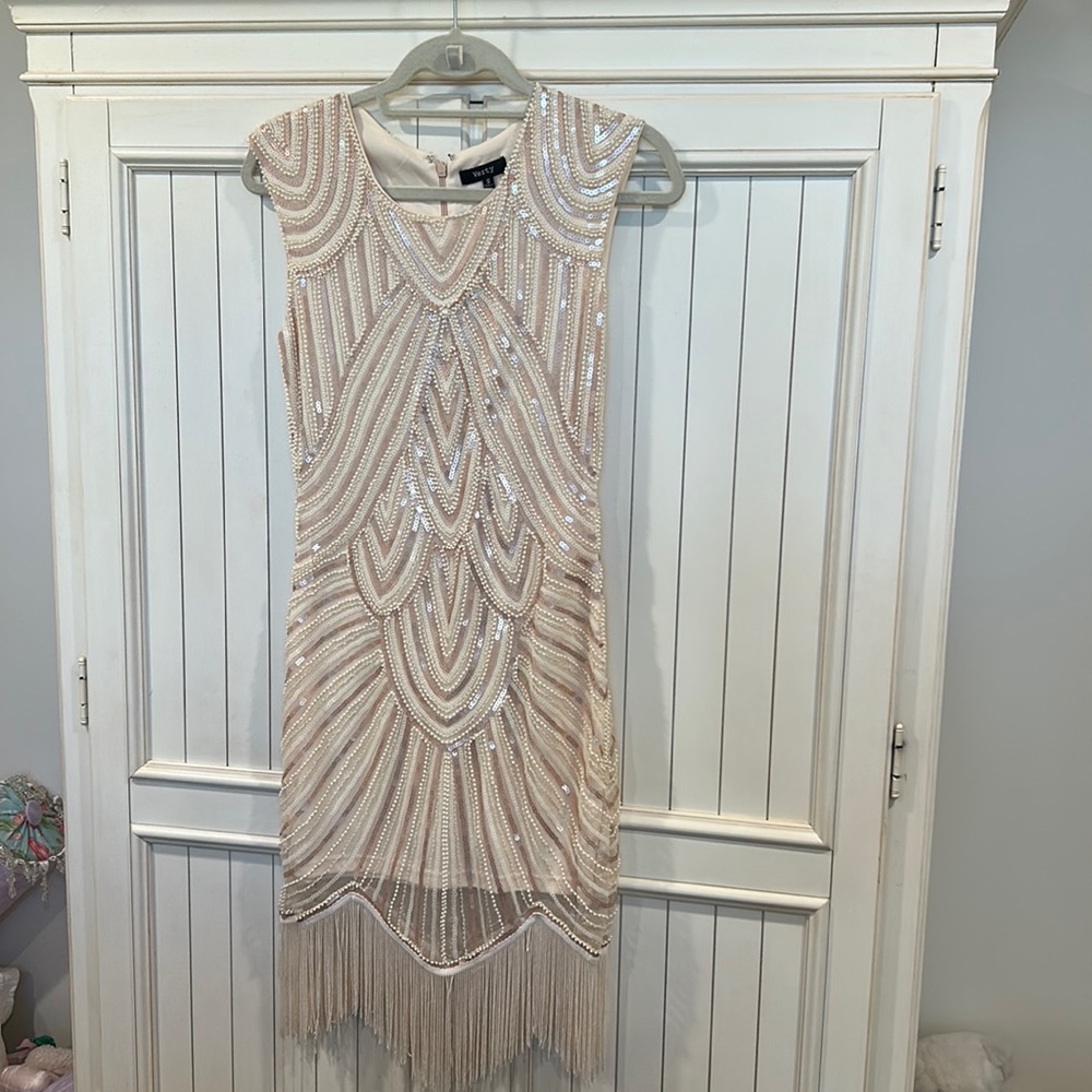 Verty; Sequin Flapper Dress; Beige; Size Small